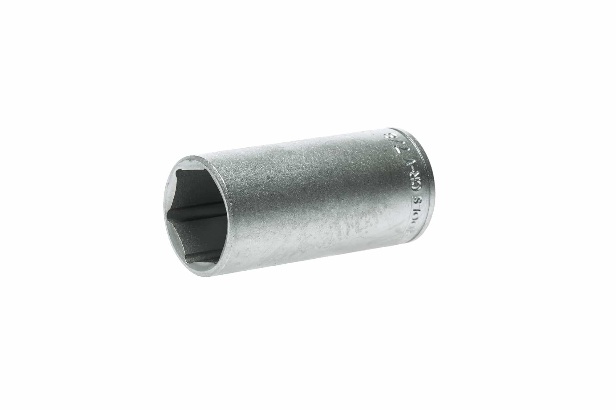 17mm metal socket tool for fastening and loosening nuts and bolts, essential for mechanics and DIY enthusiasts.