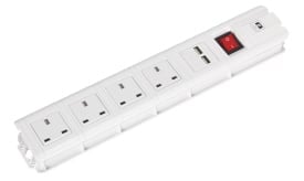 Extension Cable 3mtr 4 x 230V + 2 x USB Sockets - White
